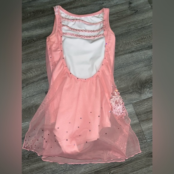 Stunning custom made pink lyrical dance costume AS lyrical acro contemporary - Picture 2 of 10